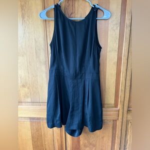 Ann Taylor Loft Romper Black Sleeveless Pleated Pockets Shorts Size 4